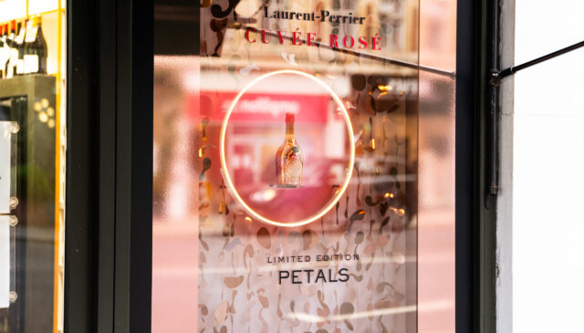 Retail Window Display Production: From Creative Concept to Installation